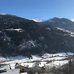 Weiratherhof 3*