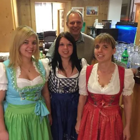 호텔 Weiratherhof 3*